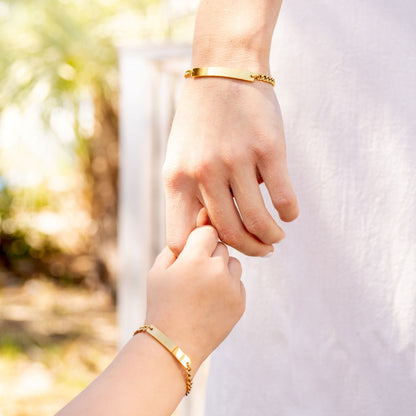Personalized Curb Chain Curved Bar Bracelet
